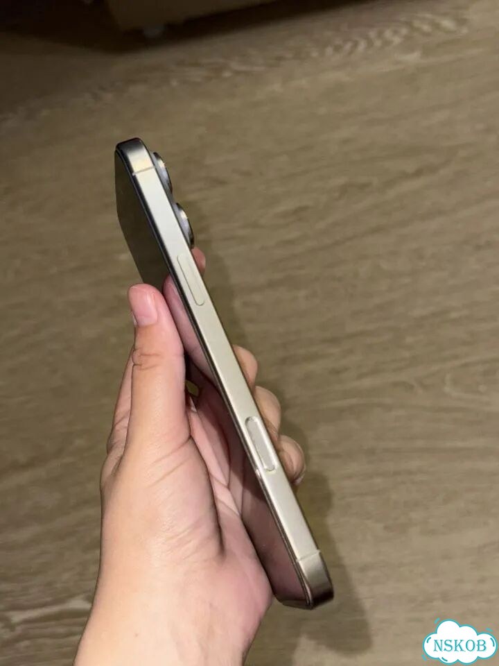iPhone 16 Pro Max, 256 ГБ, SIM + eSIM фото 3