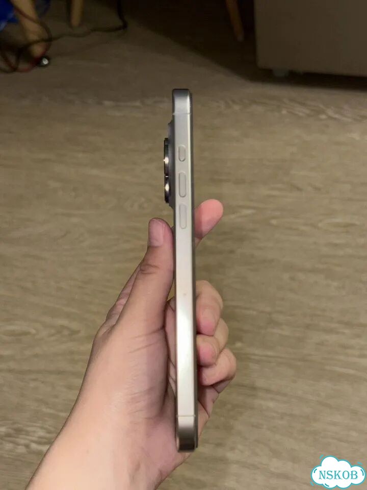 iPhone 16 Pro Max, 256 ГБ, SIM + eSIM фото 4