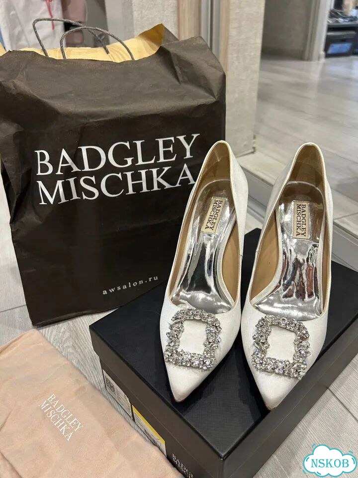 Туфли Badgley mischka 38-39 фото 1