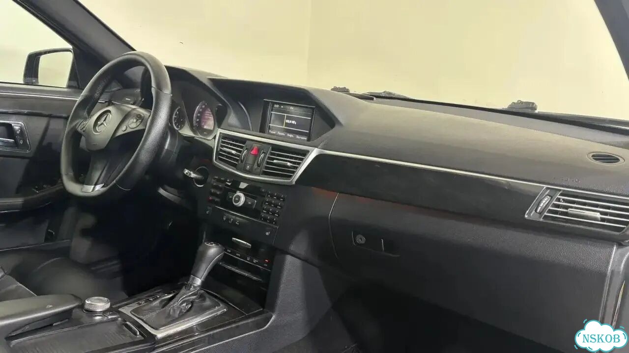 Mercedes-Benz E-класс 1.8 AT, 2010, 238 000 км фото 18