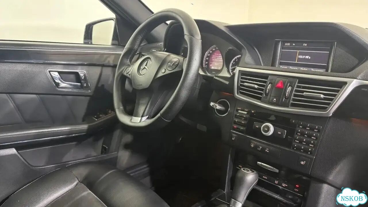 Mercedes-Benz E-класс 1.8 AT, 2010, 238 000 км фото 3
