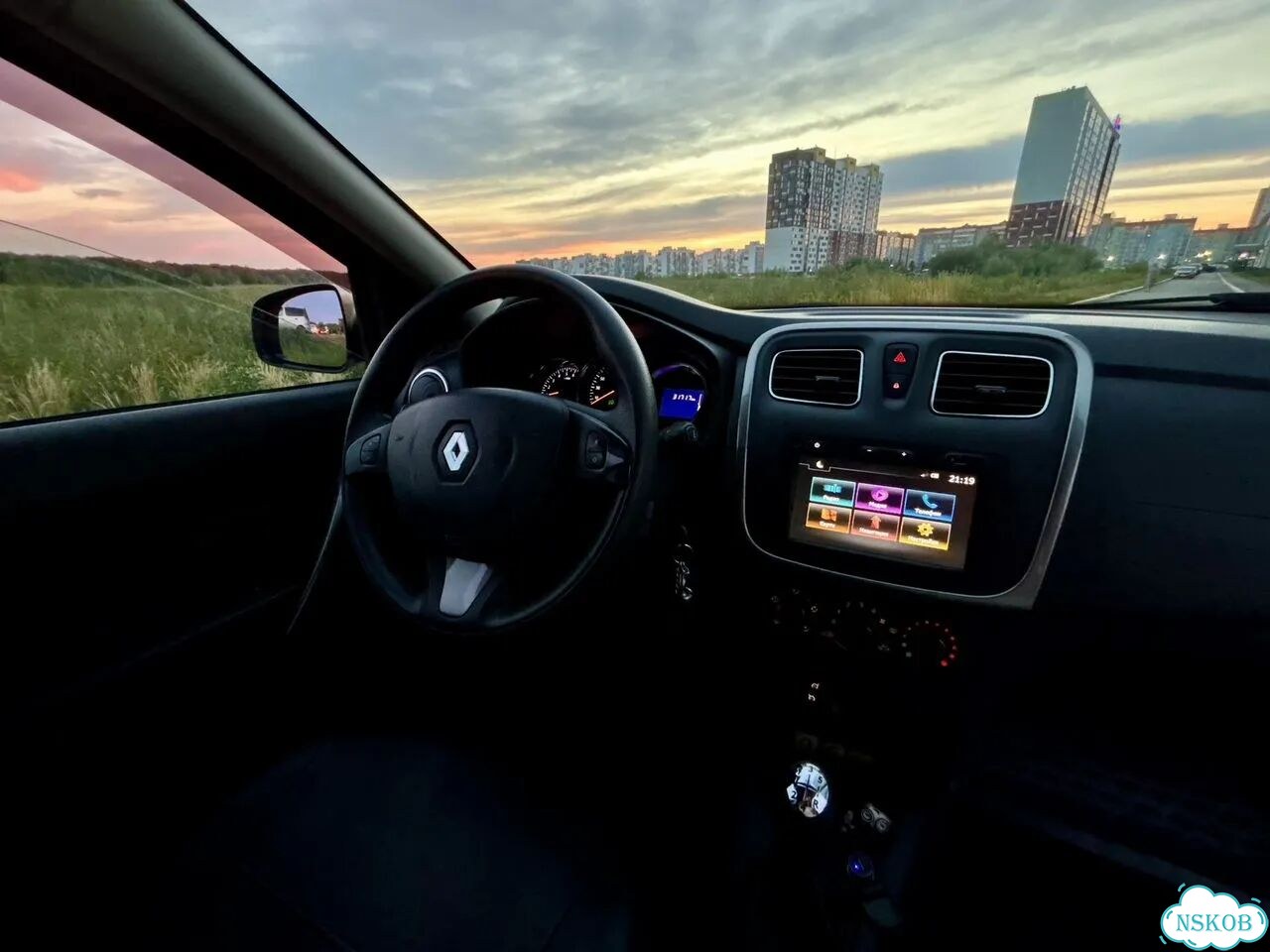 Renault Sandero 1.6 MT, 2017, 31 717 км фото 5