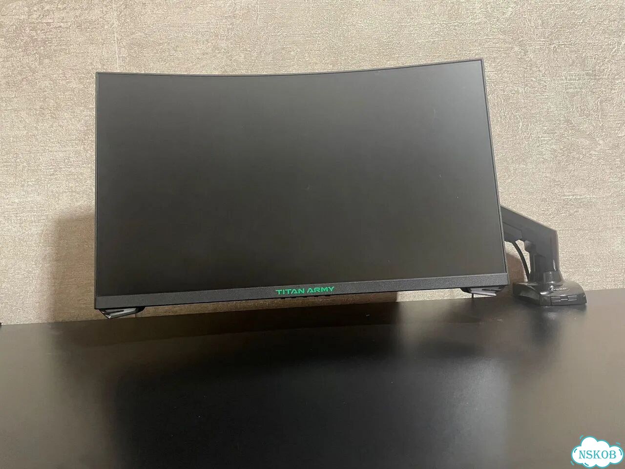 Монитор 180Hz Titan army фото 5