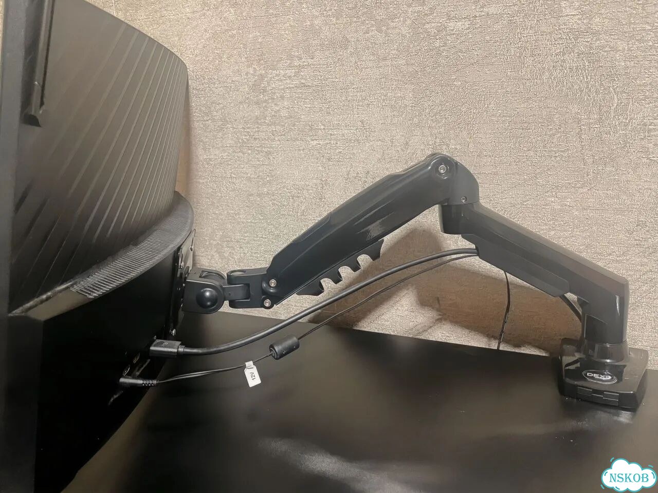 Монитор 180Hz Titan army фото 6