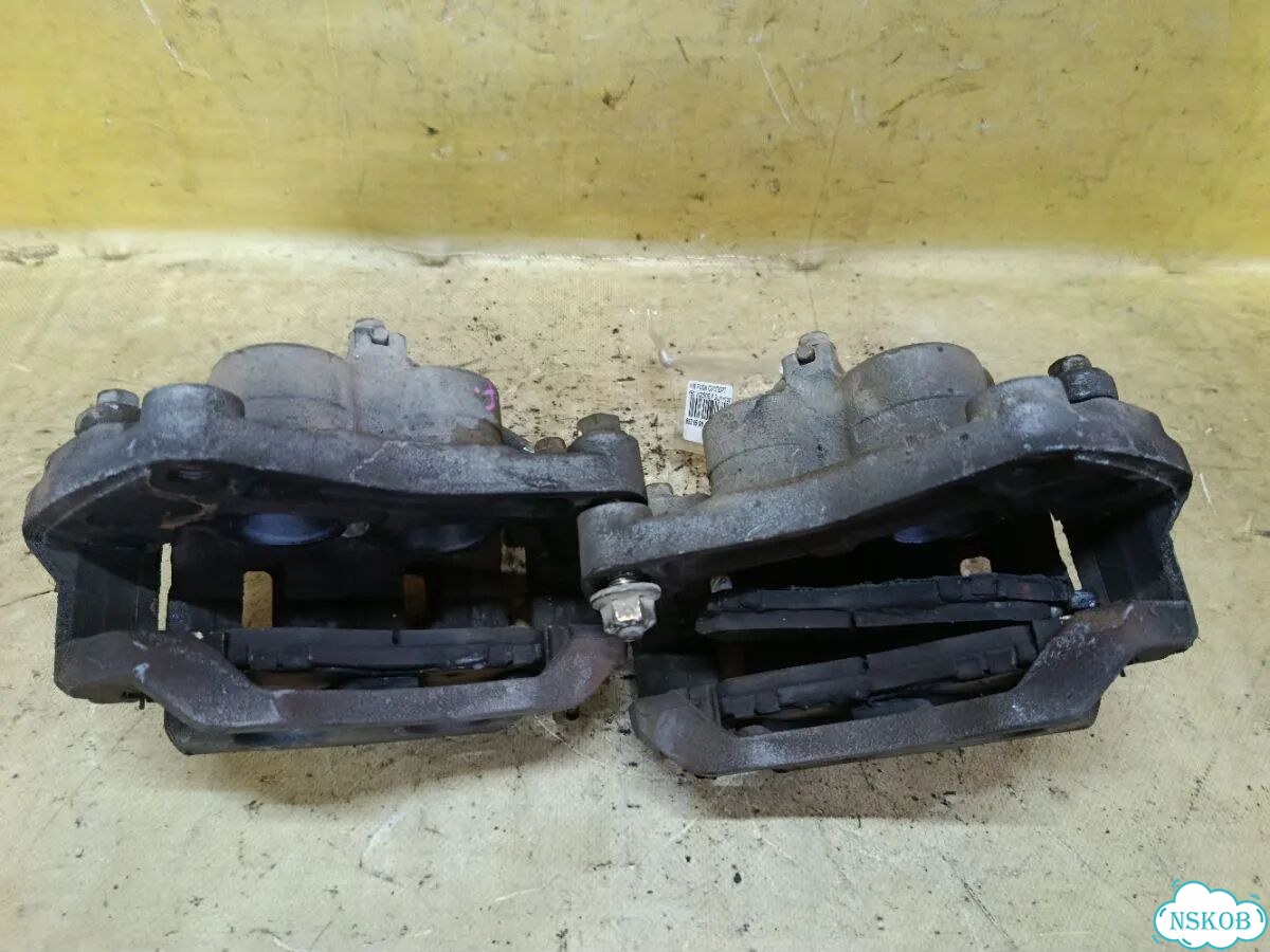 Суппорт передний Nissan Fuga Y50 фото 3