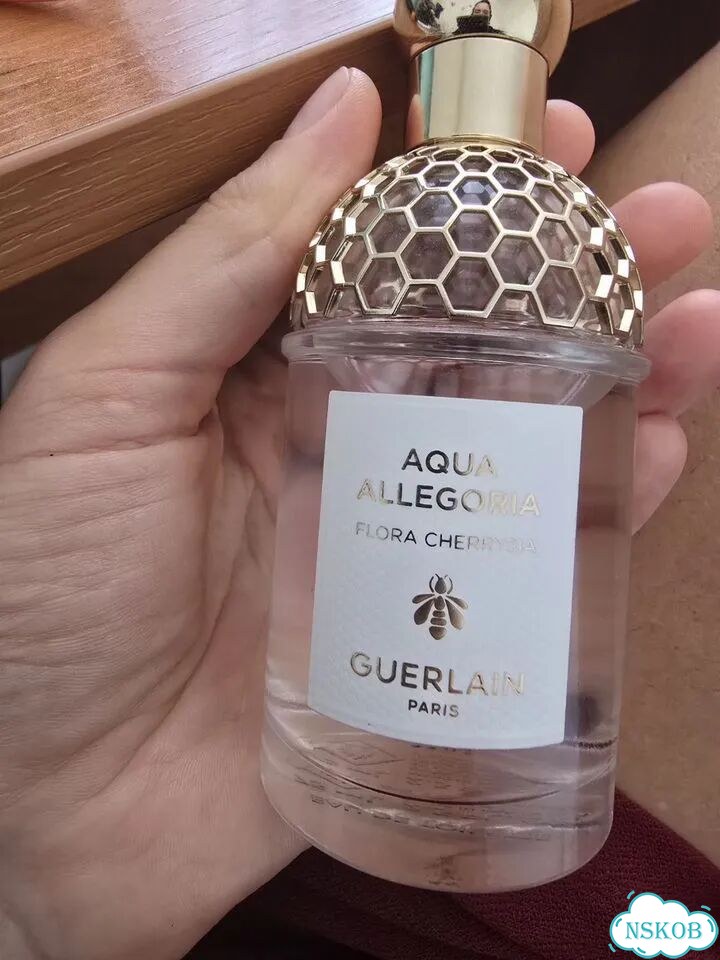 Guerlain Aqua Allegoria, flora cherrysia фото 4