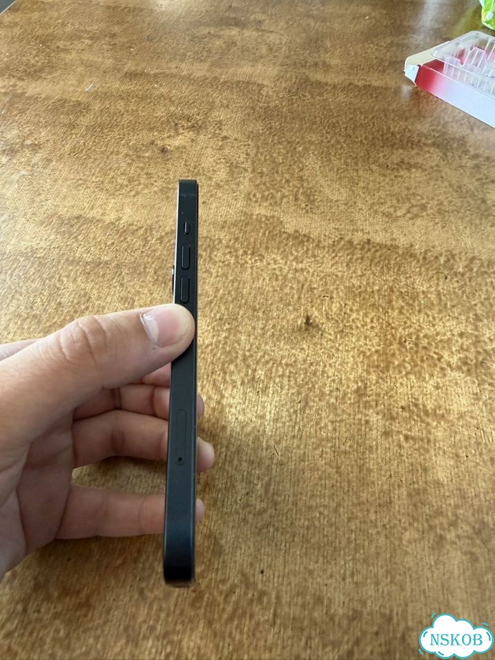 iPhone 13, 128 ГБ, SIM + eSIM фото 3