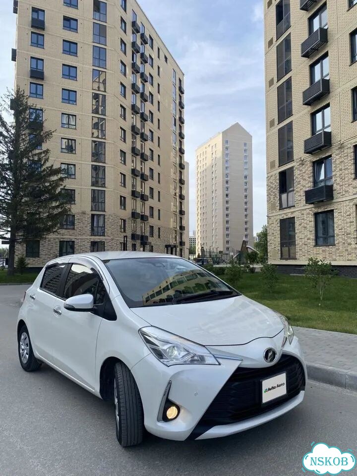 Toyota Vitz 1.3 CVT, 2019, 99 000 км фото 3