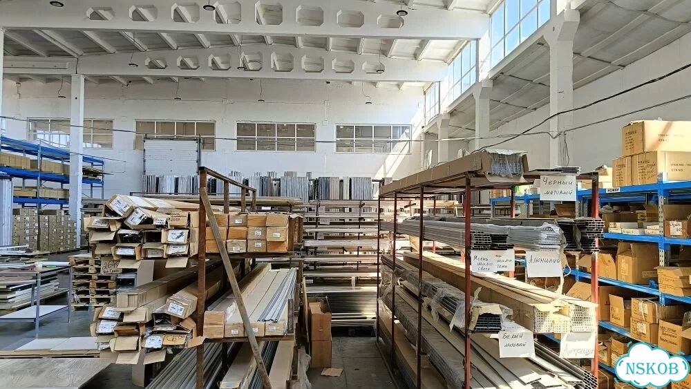 Склад, 1300 м² фото 1