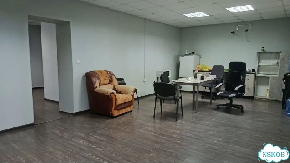 Склад, 1300 м² фото 4