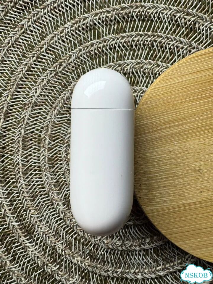Кейс для Airpods 2 фото 4