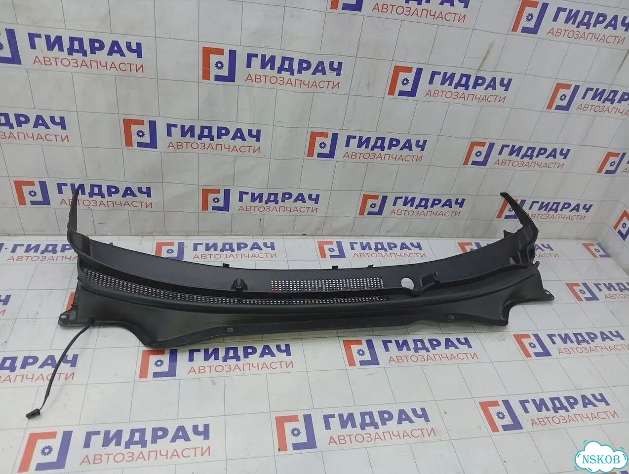 Решетка под лобовое стекло (Жабо) Kia Rio X-line 86150H0000 фото 1