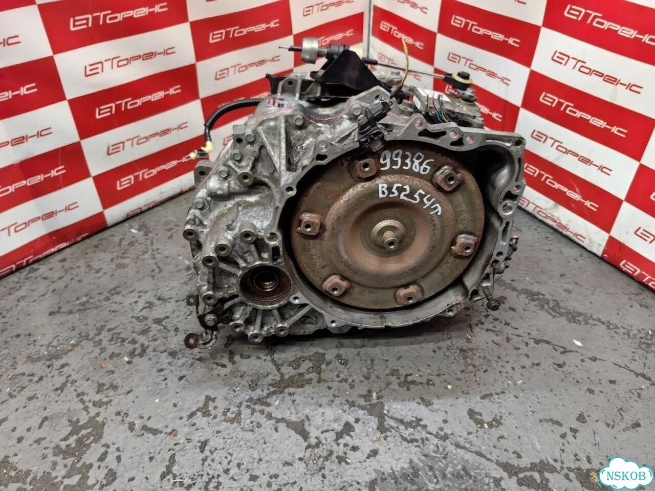 Автоматическая трансмиссия вольво C70 B5254T RS проверена фото 2