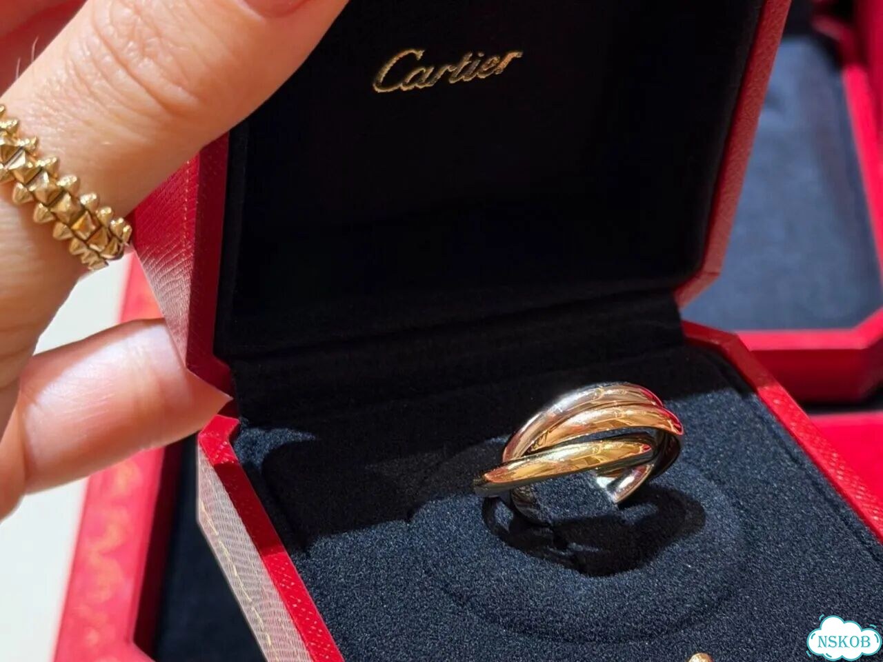 Кольцо Cartier trinity оригинал фото 10