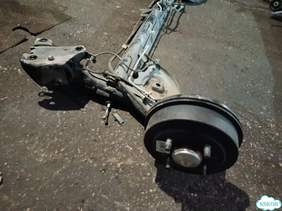 Балка подвески Nissan March AK12 (зад) фото 6