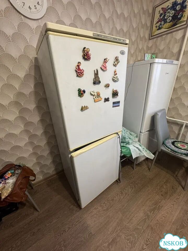 Холодильник бу фото 1