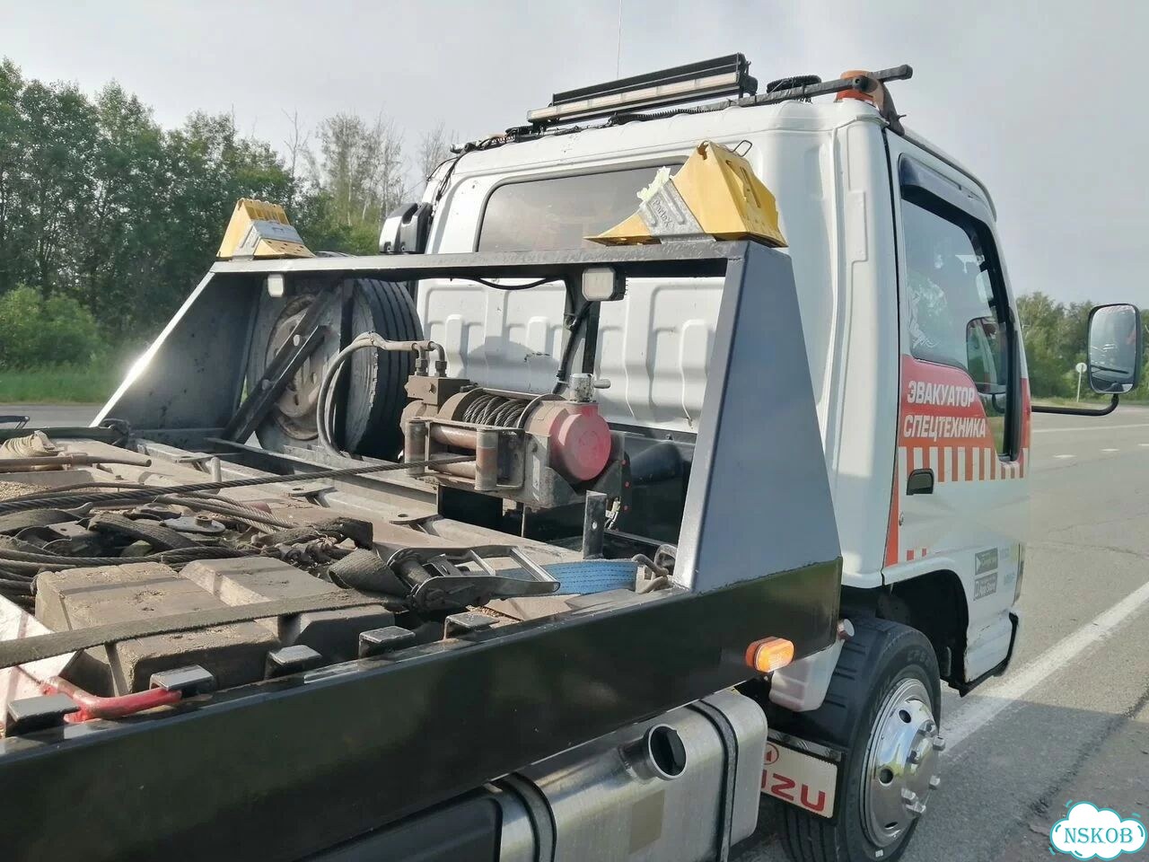 Эвакуатор Чайка-сервис на Isuzu NQR71, 2007 фото 12