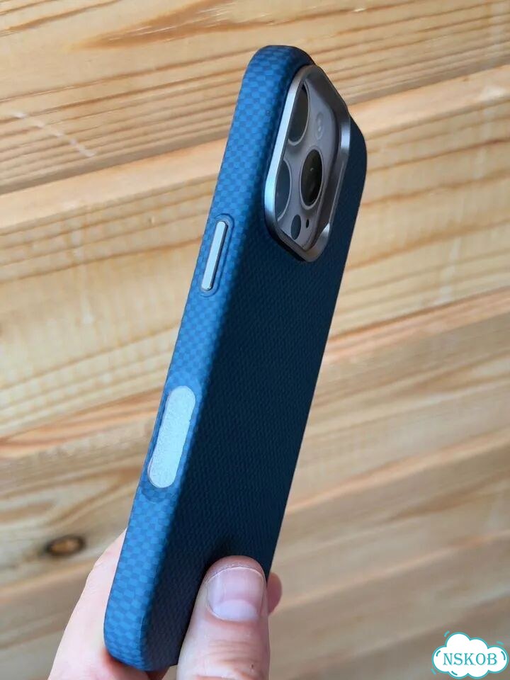 Чехол на iPhone 16 pro фото 3