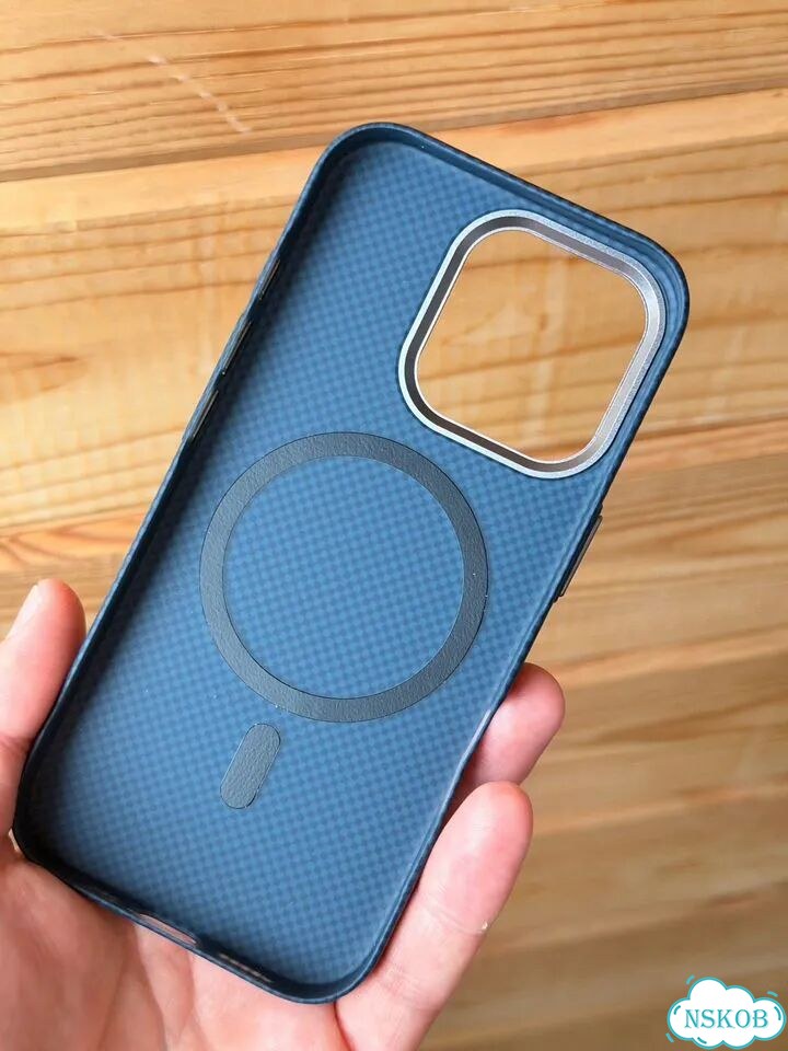Чехол на iPhone 16 pro фото 5