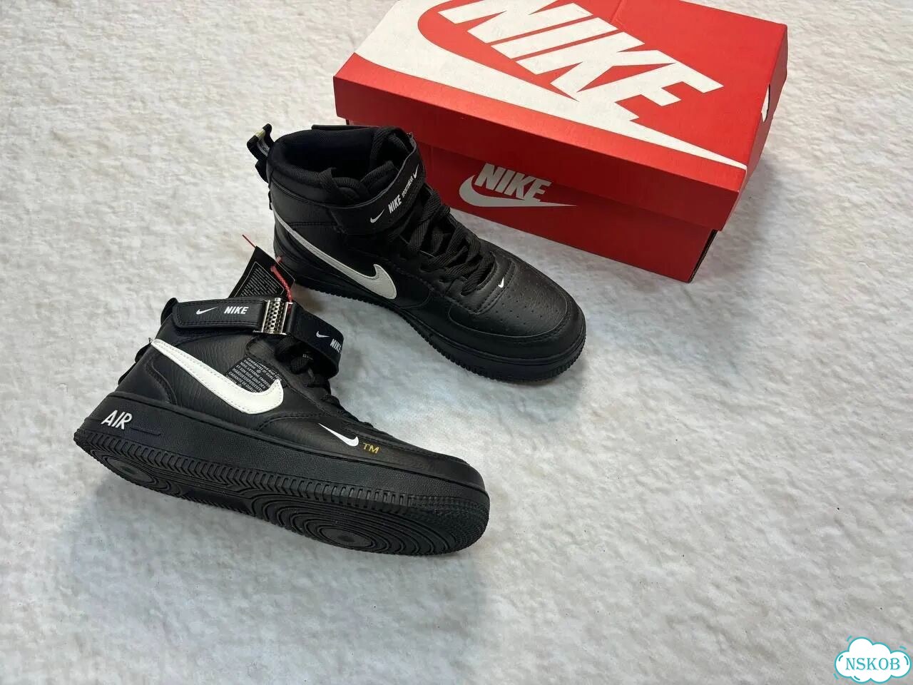 Кроссовки Nike Air Force 1 фото 3