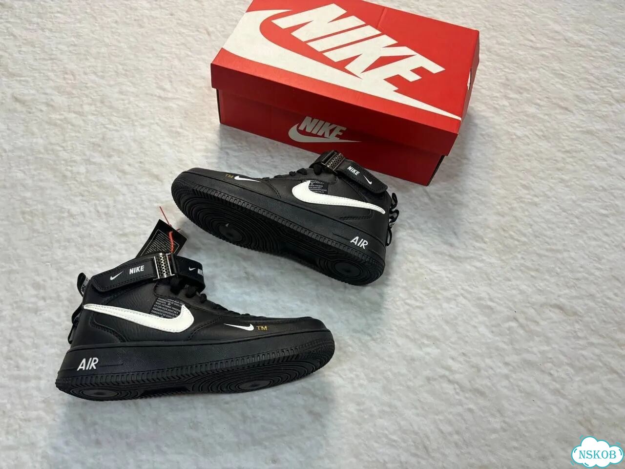 Кроссовки Nike Air Force 1 фото 4