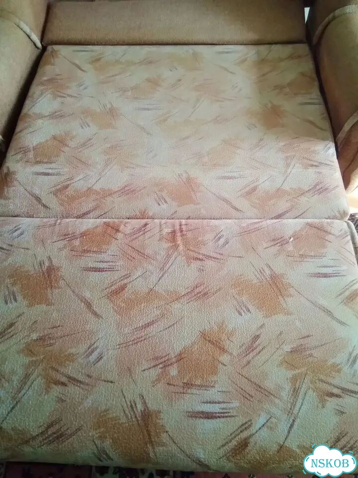 Диван прямой б/у фото 4