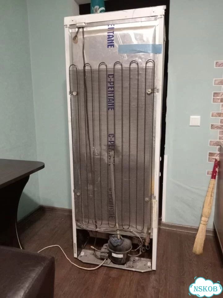 Холодильник бу фото 3