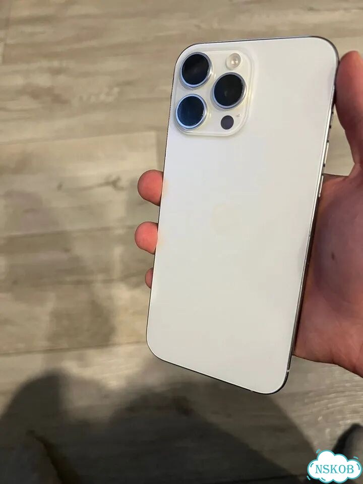iPhone 16 Pro Max, 256 ГБ, SIM + eSIM фото 1
