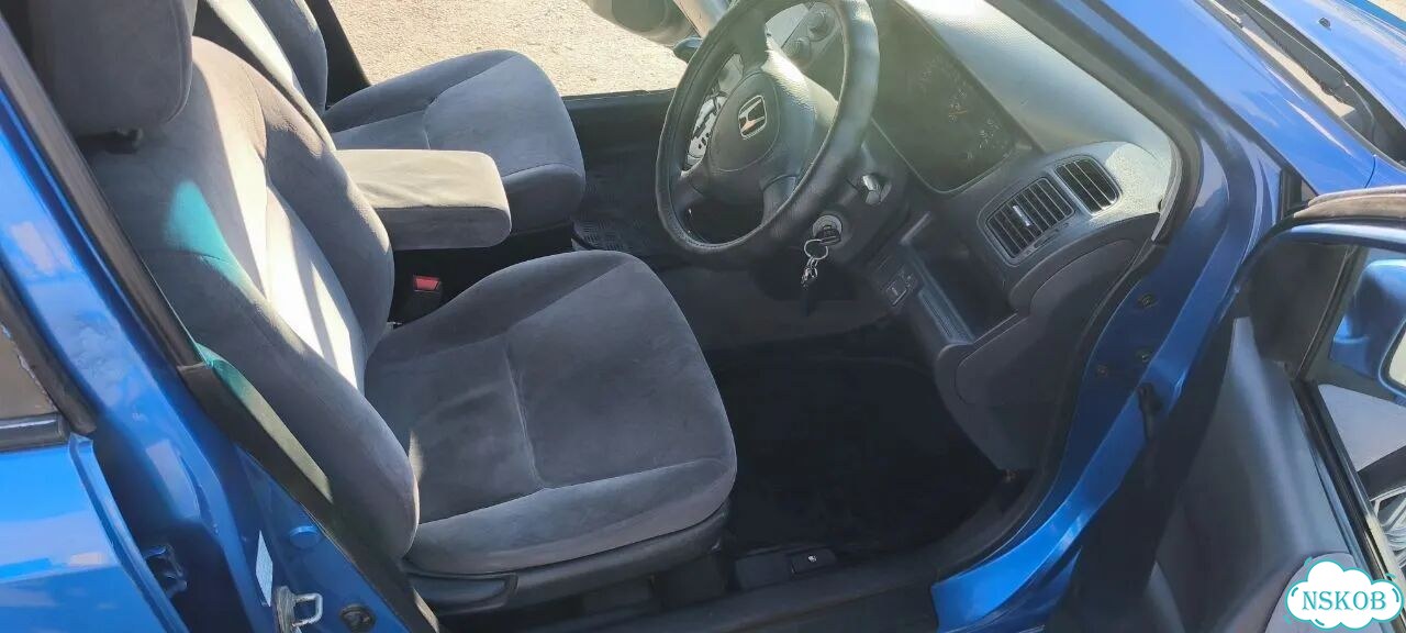 Honda Civic 1.5 AT, 2002, 249 600 км фото 12