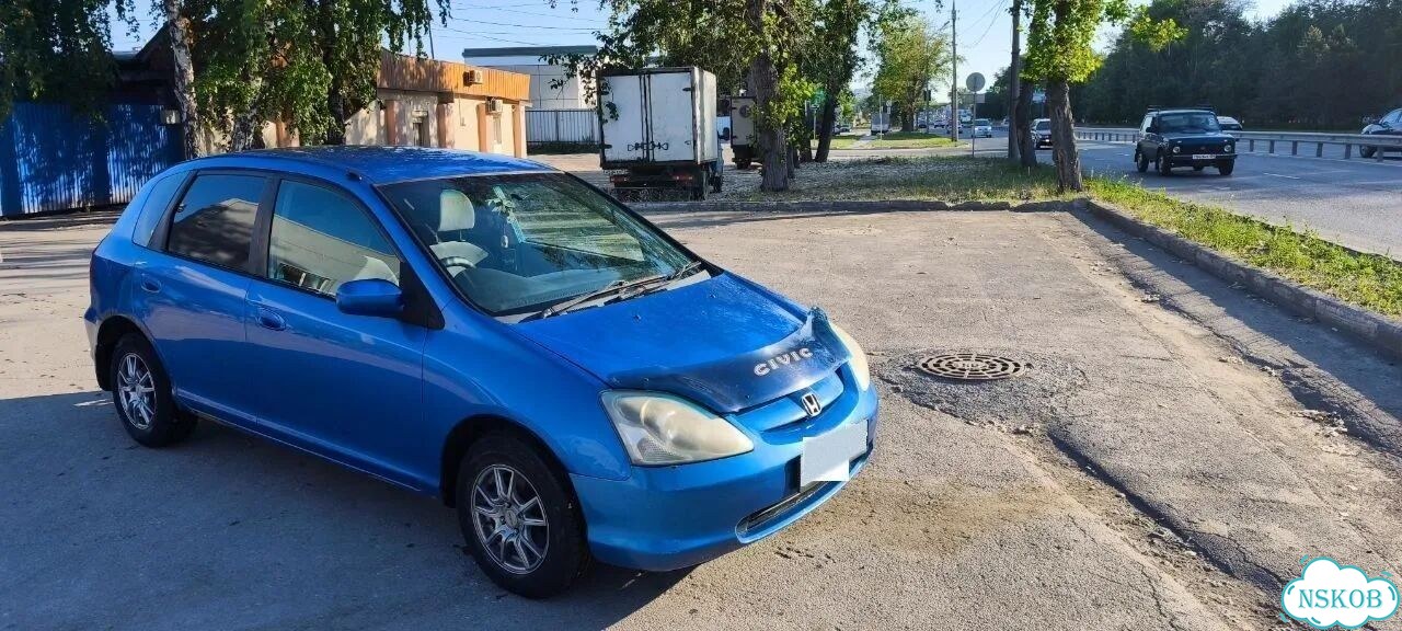 Honda Civic 1.5 AT, 2002, 249 600 км фото 2