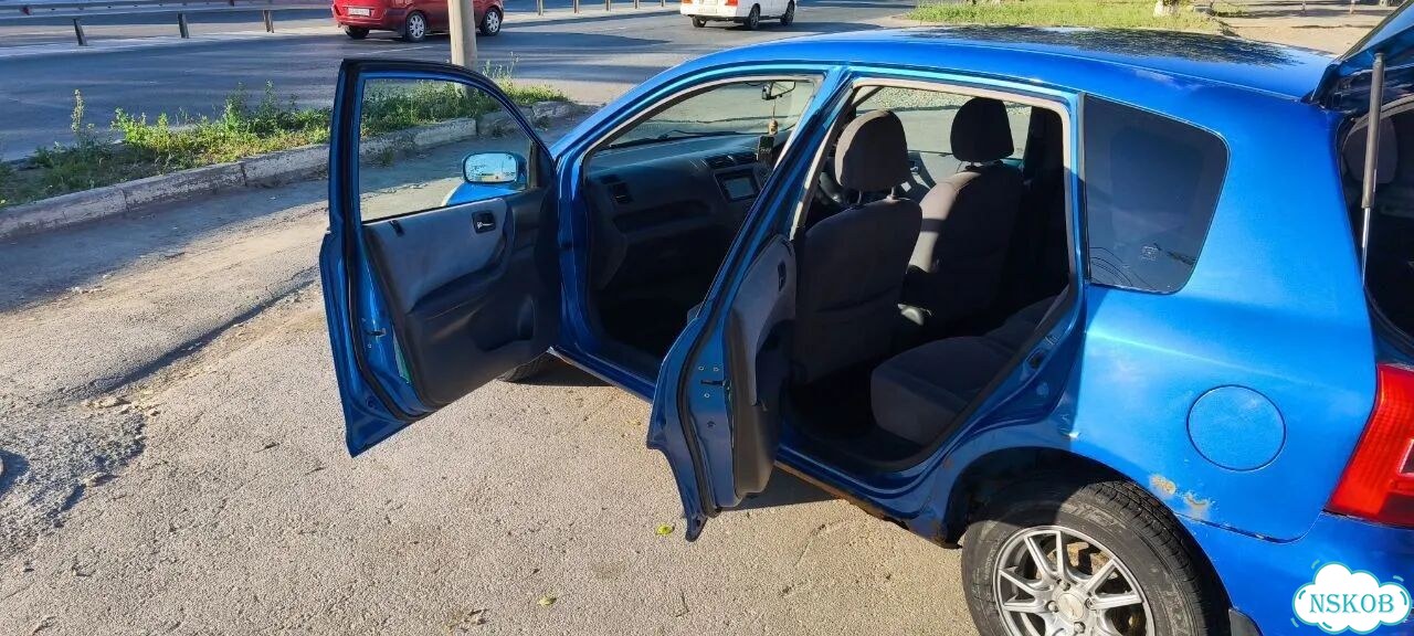 Honda Civic 1.5 AT, 2002, 249 600 км фото 7