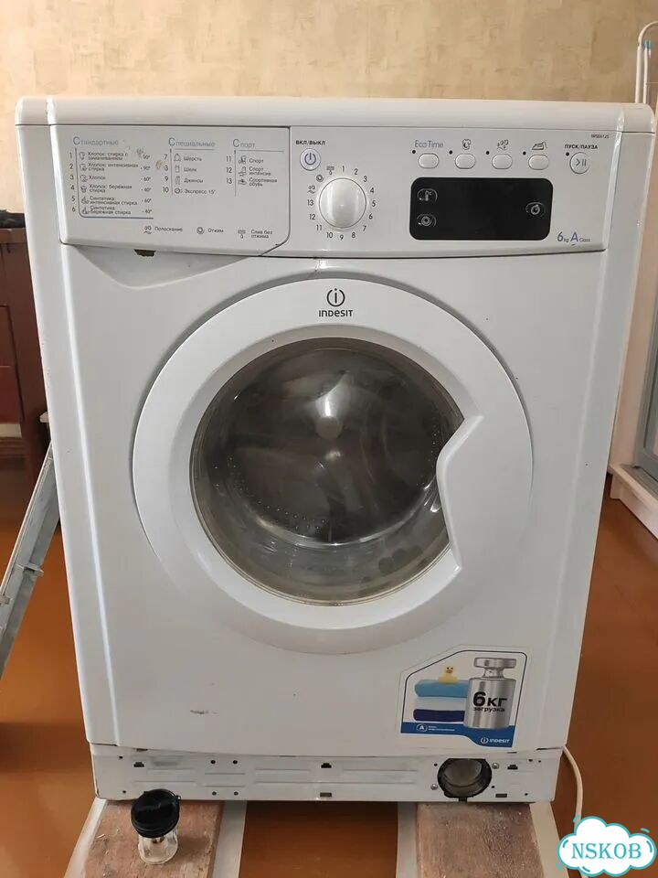 Стиральная машинка Indesit iwse6125 на запчасти фото 1