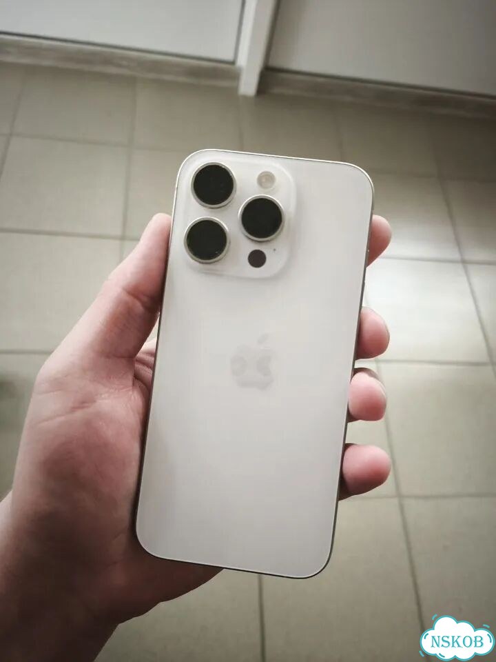 iPhone 15 Pro, 128 ГБ фото 2