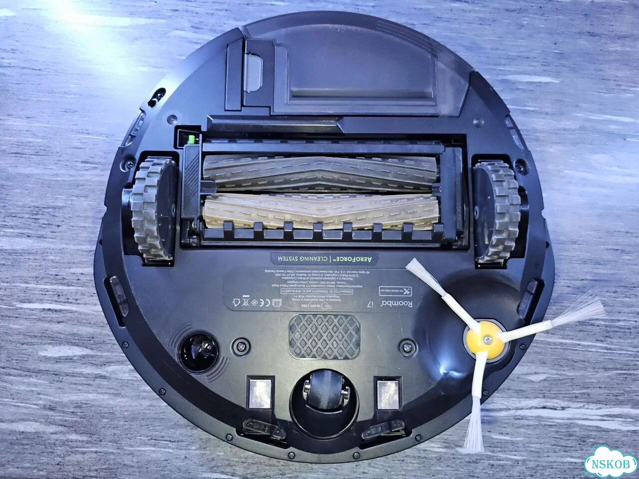 Робот-пылесос iRobot Roomba i7 фото 10