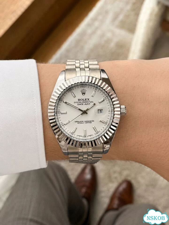 Наручные часы с кварцевым механизмом Rolex Datejust фото 2