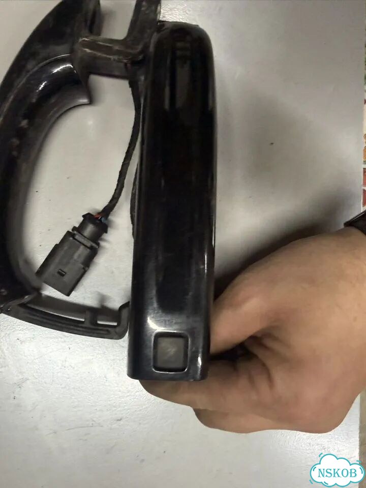 Передние наружние дверные ручки keyless audi q7 4l фото 3