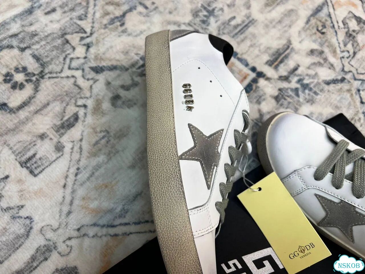 Кеды Golden Goose белые фото 1