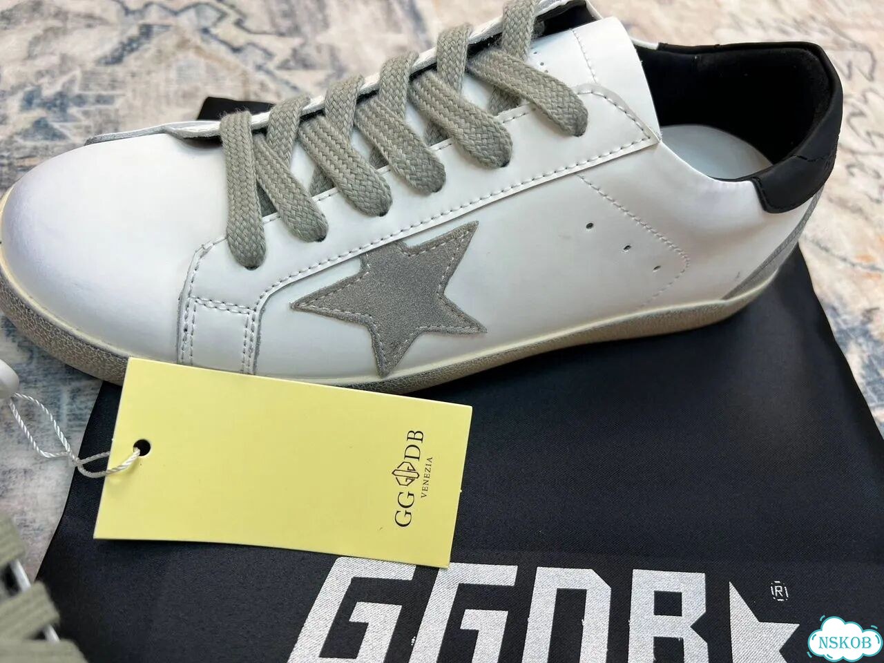 Кеды Golden Goose белые фото 4