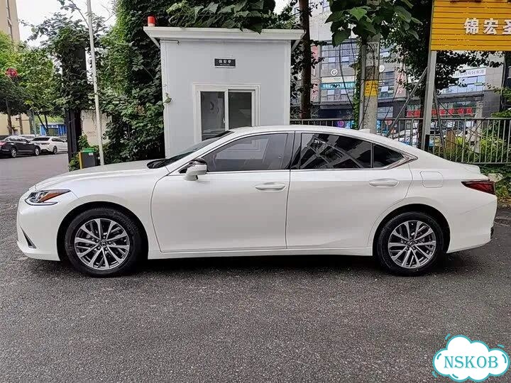 Lexus ES 2.5 AT, 2022, 47 000 км фото 5