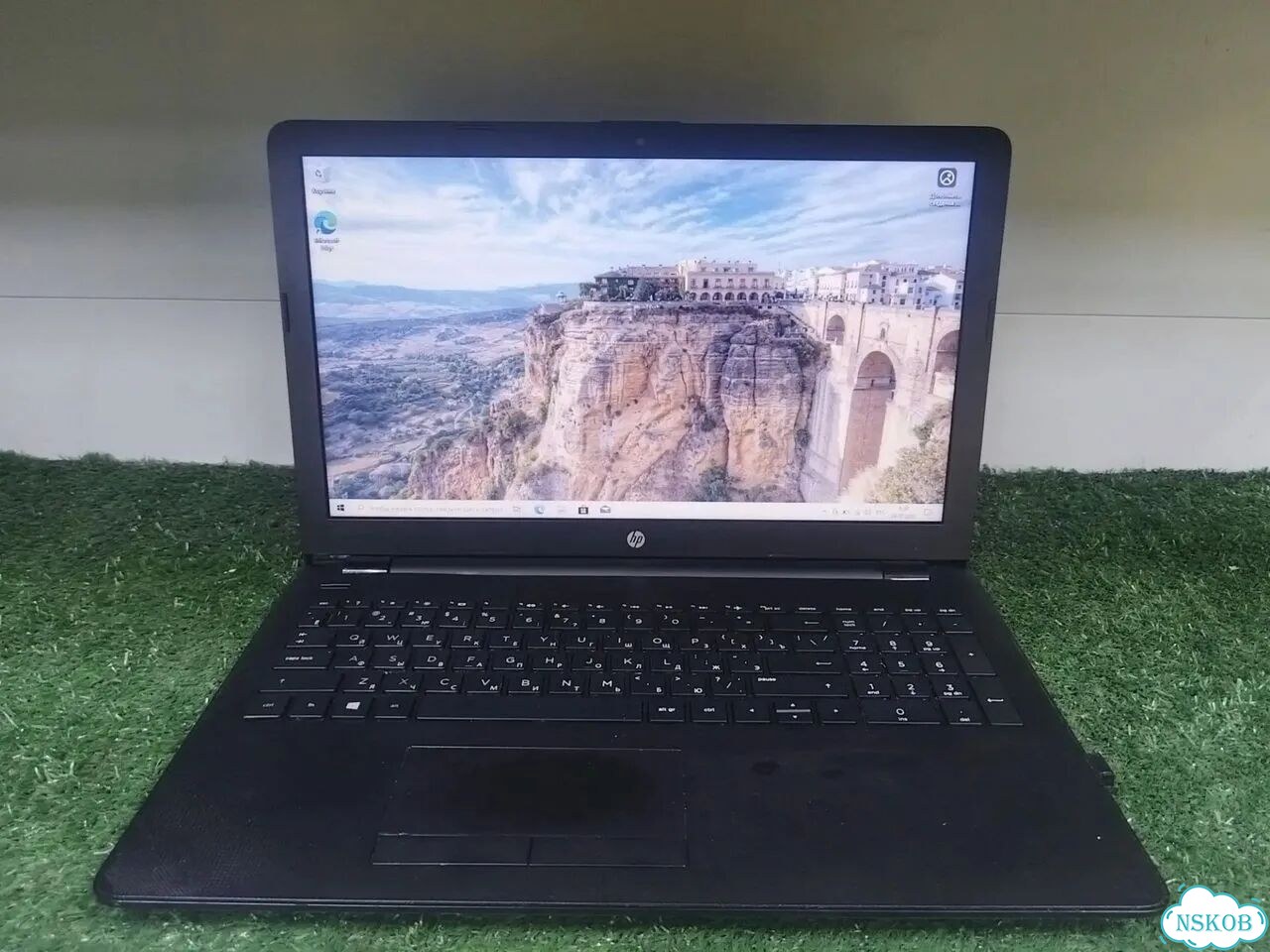Ноутбук HP15bw051ur фото 1