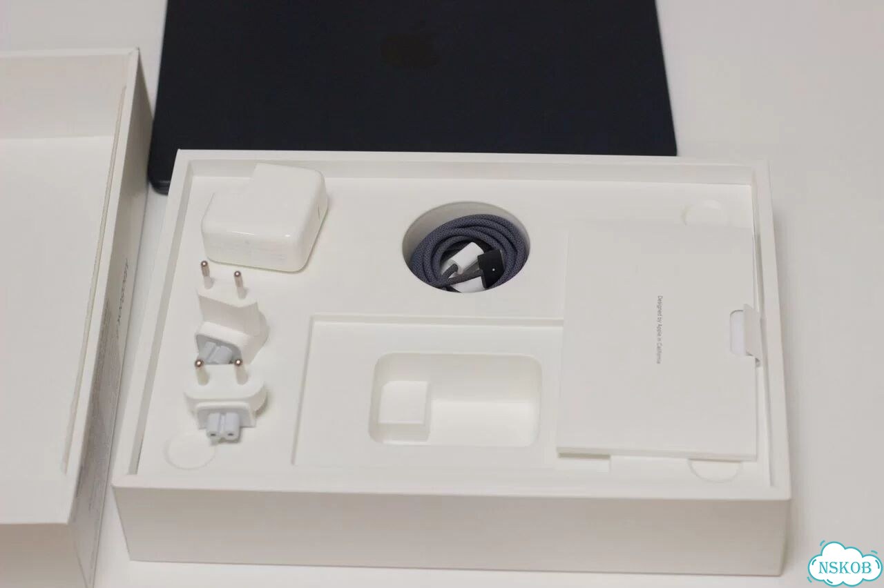MacBook Air 13 M2 8GB 256GB Midnight фото 8