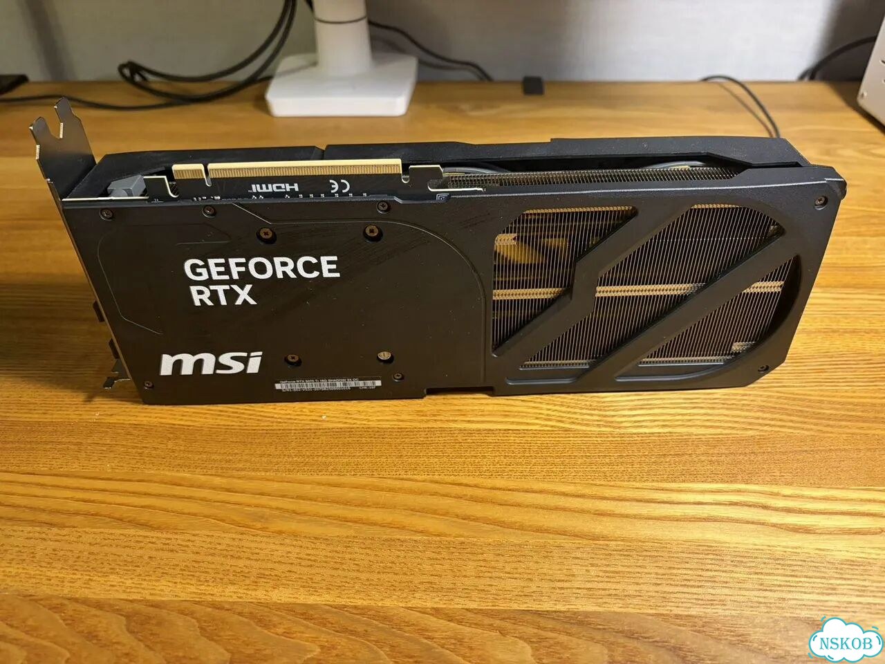 MSI Shadow 3X RTX 5070ti OC фото 2