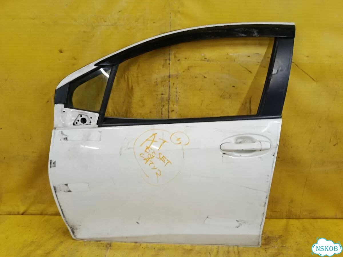 Дверь Toyota Vitz NSP130 (перед лево) фото 3