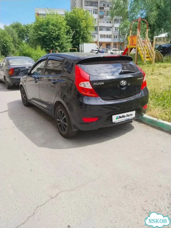 Hyundai Solaris 1.4 AT, 2011, 130 000 км фото 1