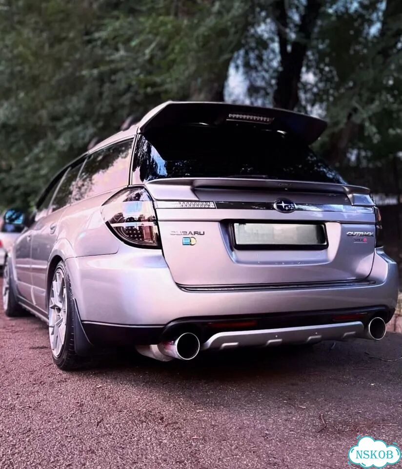 Задняя накладка обвес Subaru Legacy BP фото 4