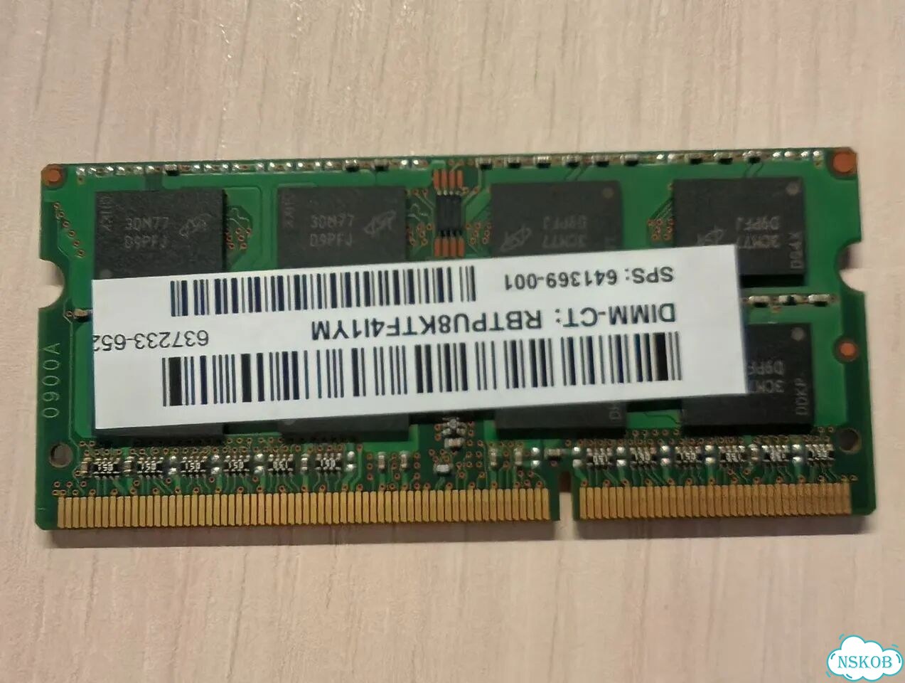 Оперативная память DDR3L 4Gb 1600 Mhz Micron фото 2