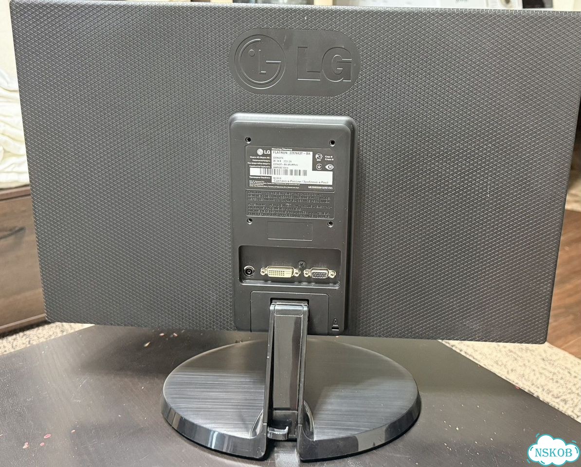 Монитор LG flatron 22EN43T фото 2