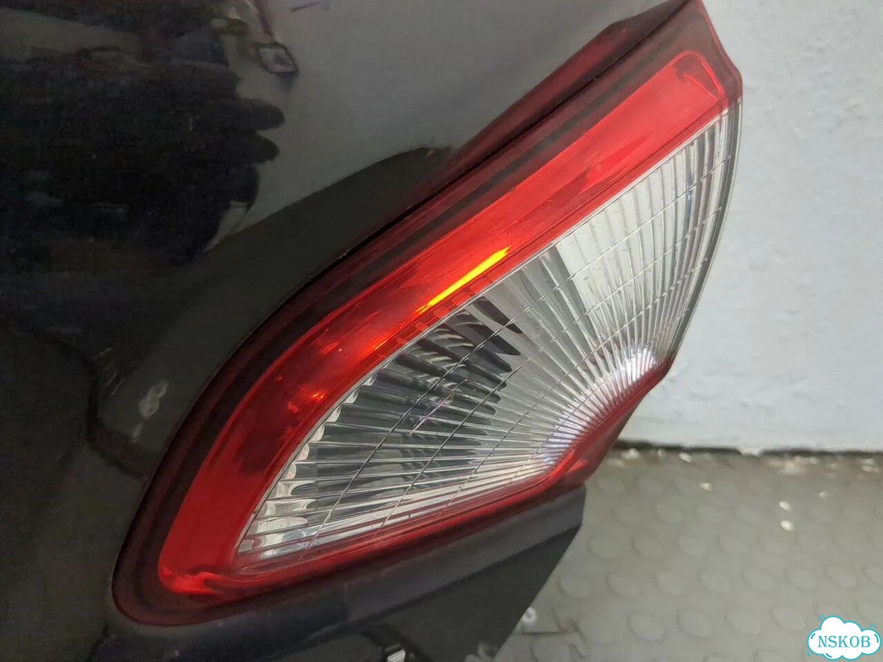 Крышка багажника Nissan Qashqai фото 9