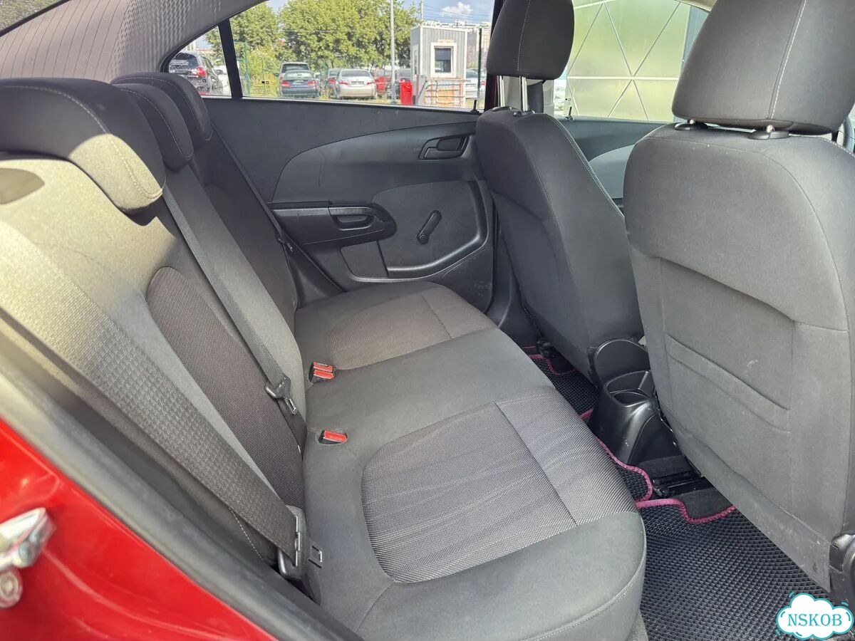 Chevrolet Aveo 1.6 AT, 2012, 203 303 км фото 10