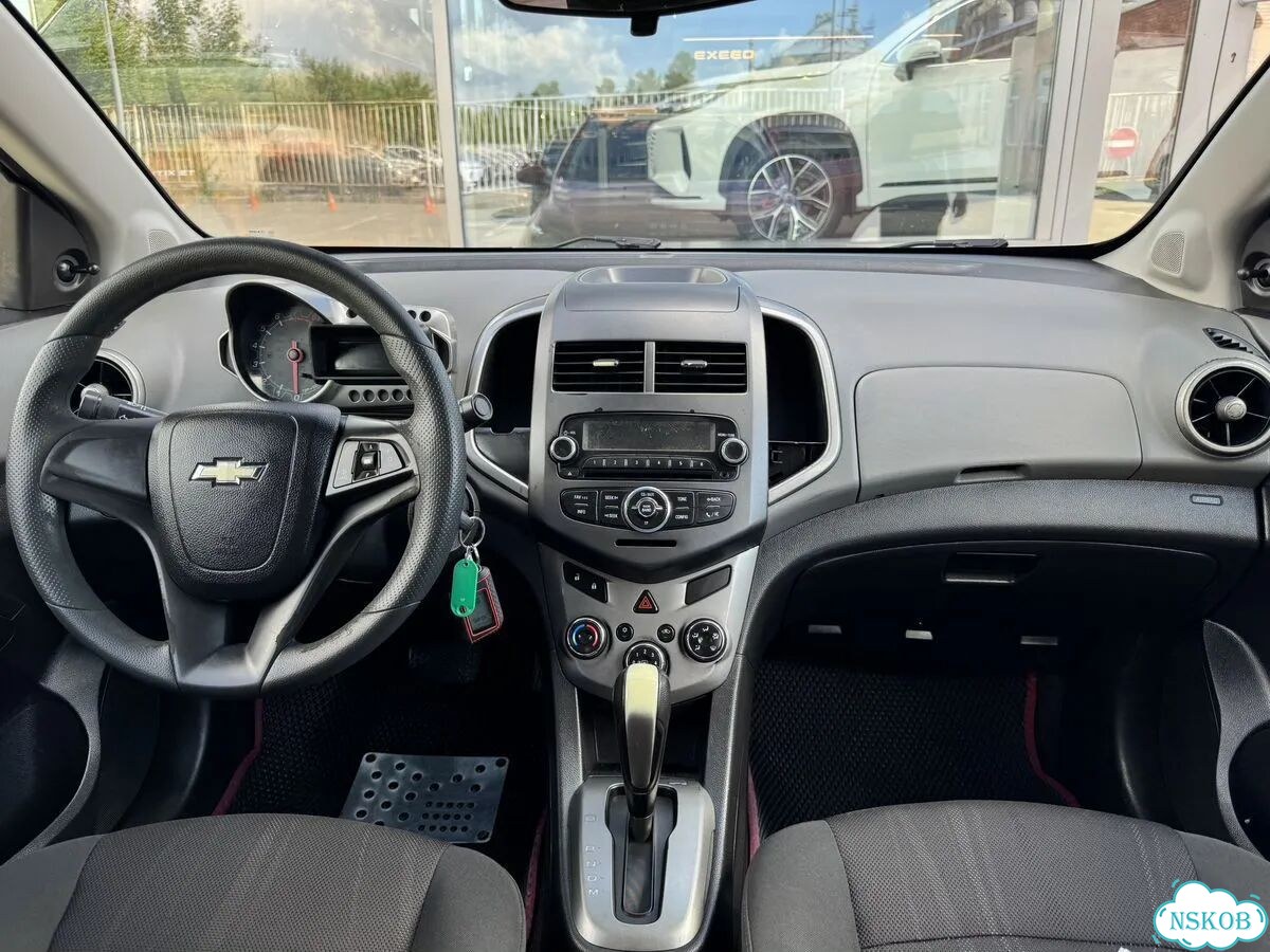 Chevrolet Aveo 1.6 AT, 2012, 203 303 км фото 11